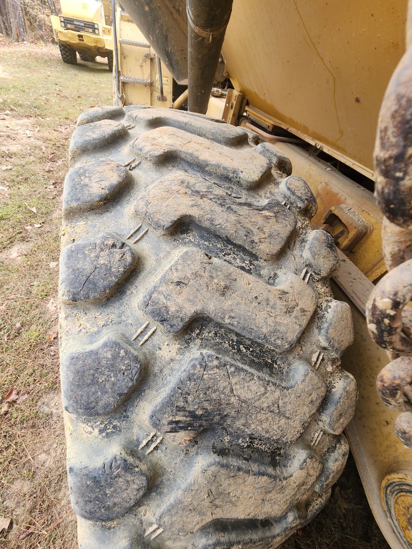 2012 CATERPILLAR 725 - Image 16